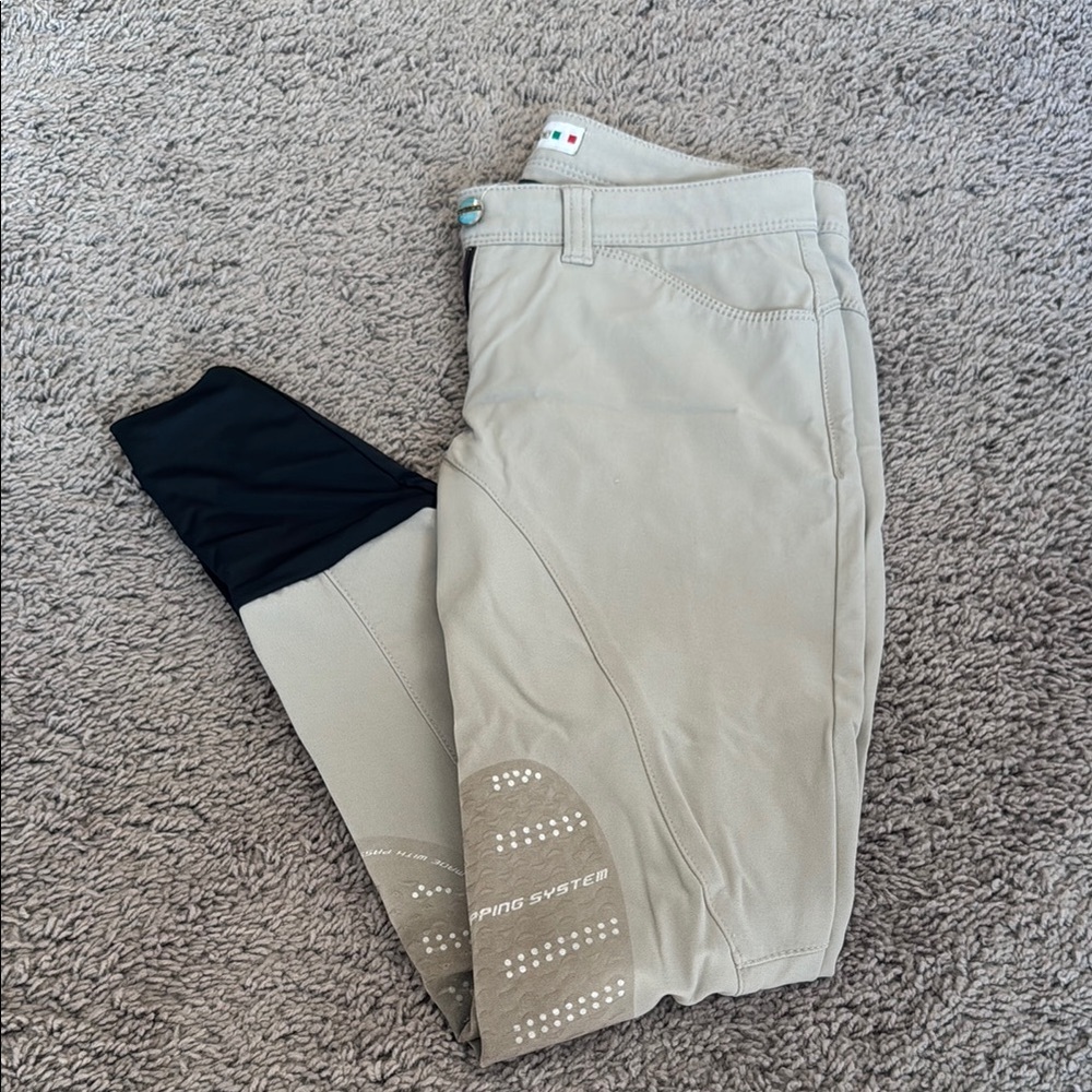 Animo riding breeches. Size US 32. Tan.